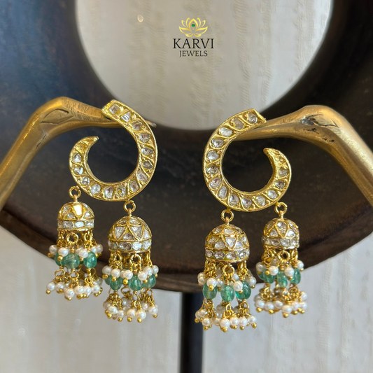 22kt Gold Crescent Moon Earrings