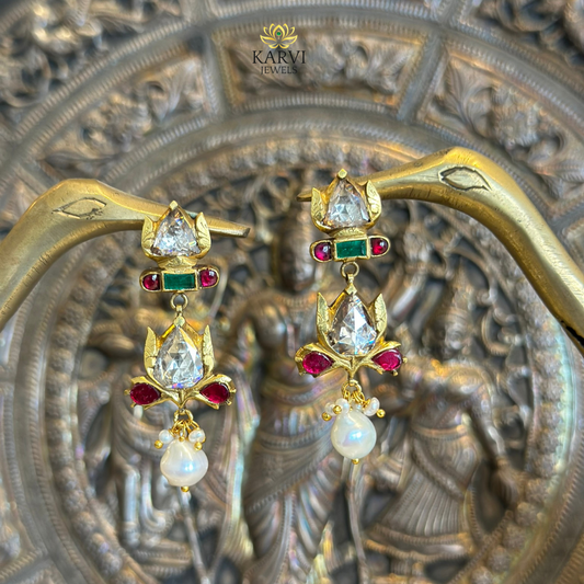 Elegant 22kt Gold Earrings with Flower Motif